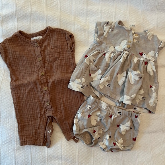 Newborn Bundle H&M & Carter’s - Picture 1 of 5